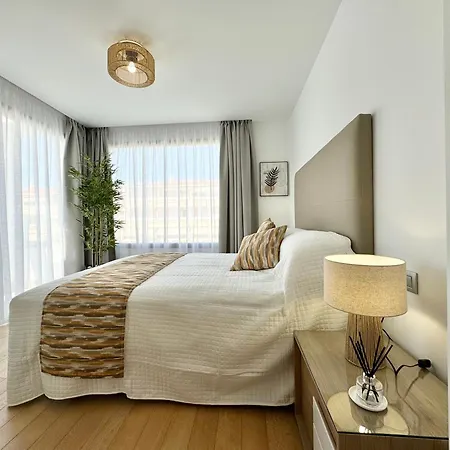 Welcome To Bali A Luxurious Modern Getaway Los Cristianos (Tenerife)