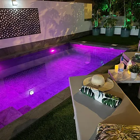 Welcome To Bali A Luxurious Modern Getaway * Los Cristianos (Tenerife)