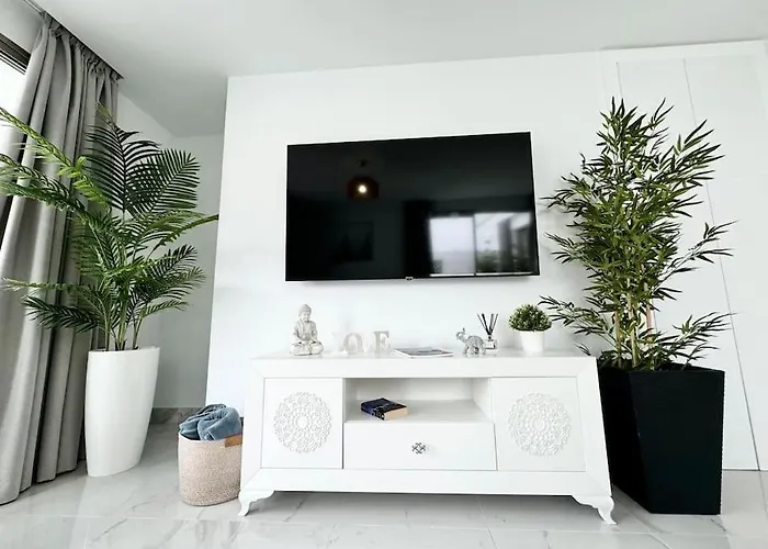 Welcome To Bali A Luxurious Modern Getaway Villa *